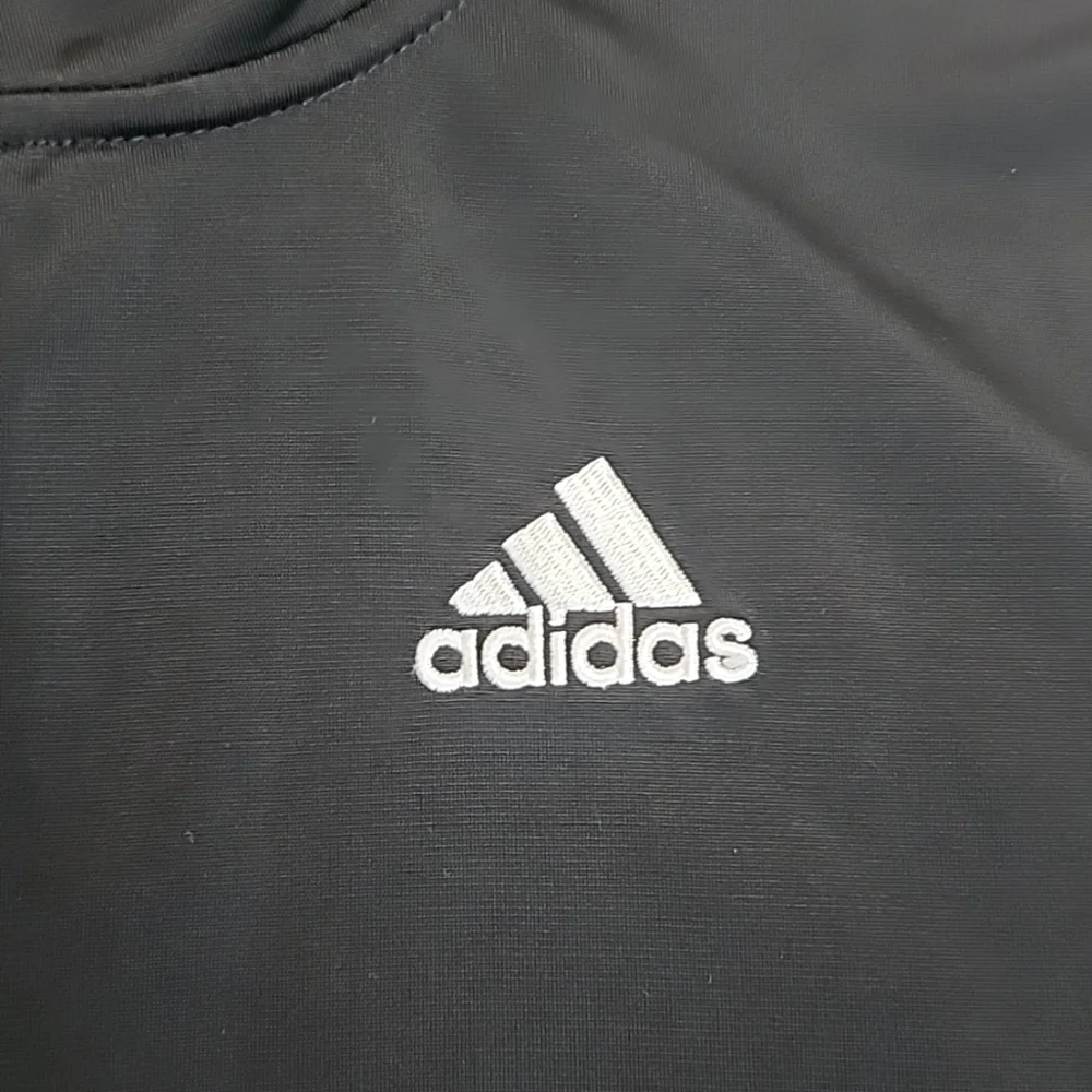 Adidas size 14 / 16 black and white longsleeve jacket zip up collar